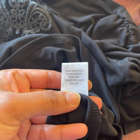 Vintage Women's Black Top Lace cutout Neck Blouse Casual Shirt Tshirt Tee Size M - Picture 12 of 12